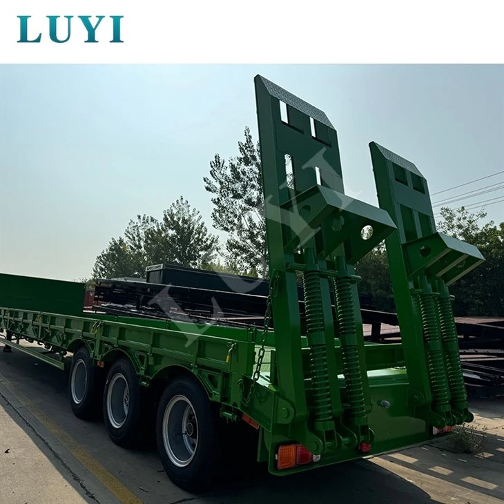 3-axle Fixed Gooseneck Low-bed Semi-trailer Mechanical Climbing Ladder 3-axle Fixed Gooseneck Low-bed Semi-trailer Mechanical Climbing Ladder