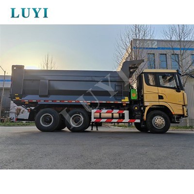 Autocarro con cassone ribaltabile X3000 380 cavalli